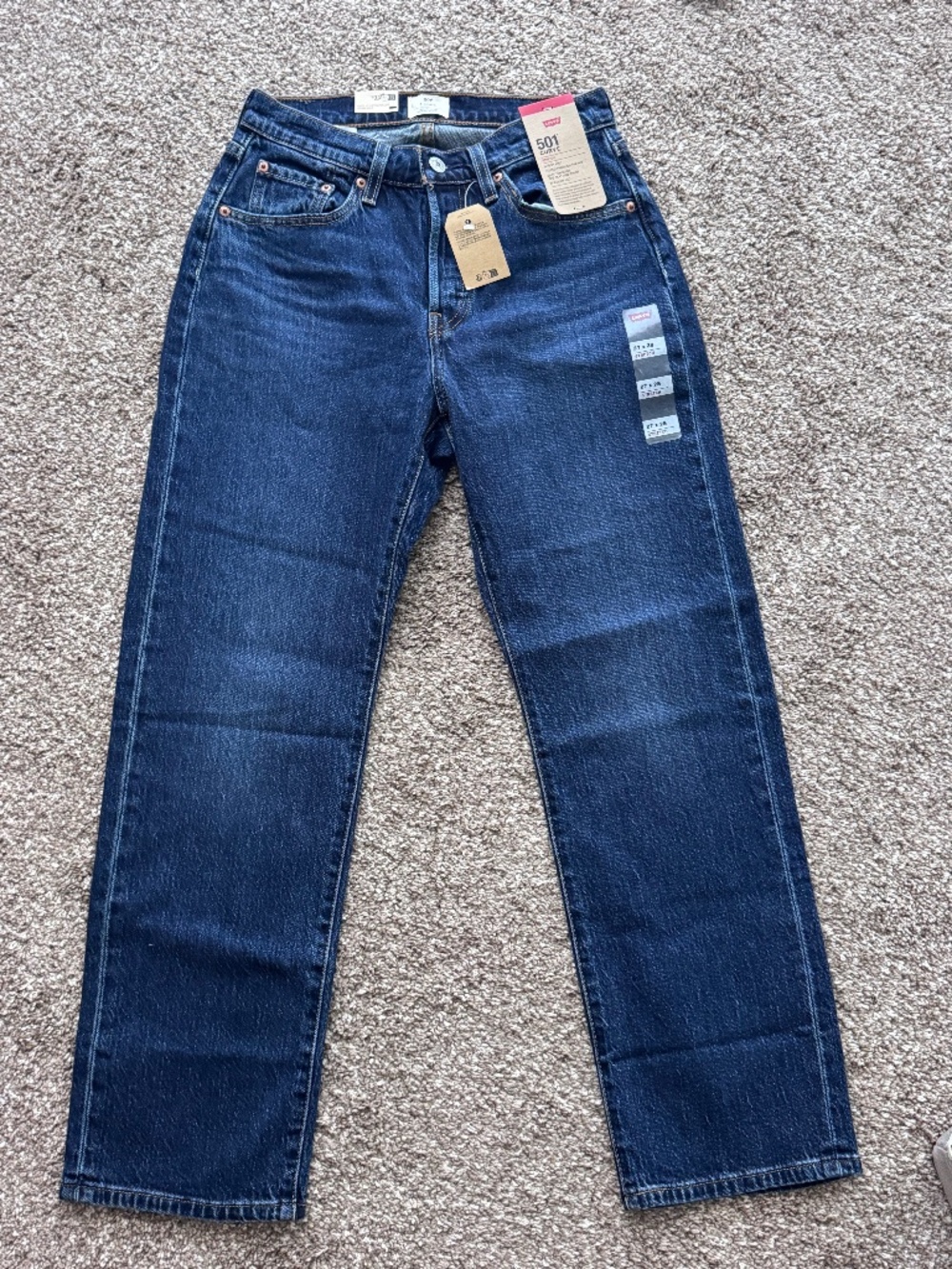 Levi’s 501 curve bnwt 27x28 indigo jeans